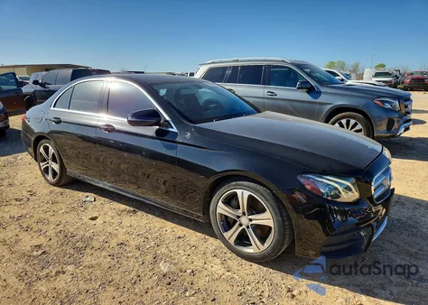 2017 Mercedes-Benz E 300 из США, поврежденный, VIN WDDZF4JB3HA115460